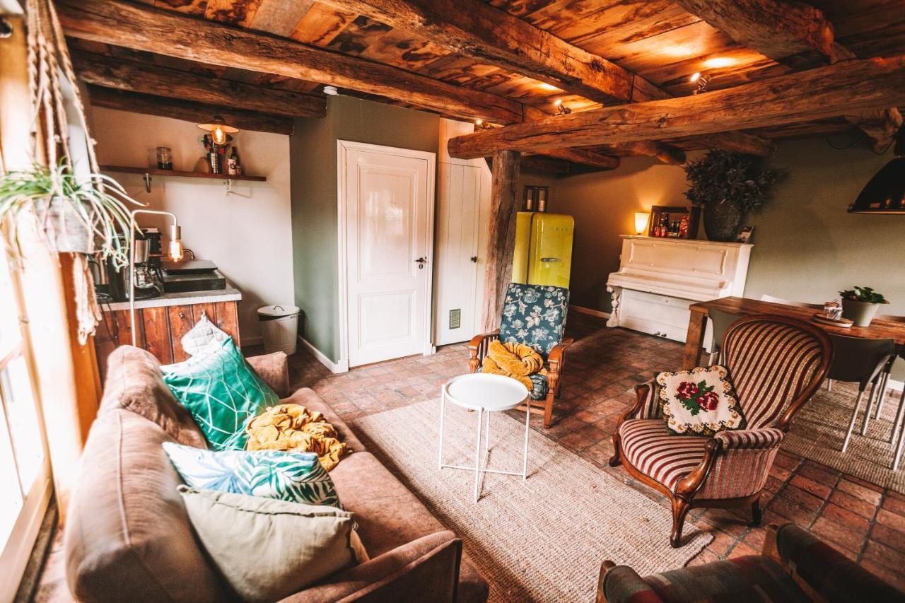 Crash'Nstay - 'T Silo Huis Sprang Экстерьер фото